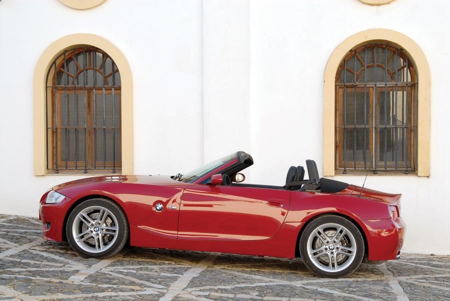  BMW Z4 Roadster 2005 года  (фото 2 из 8)
